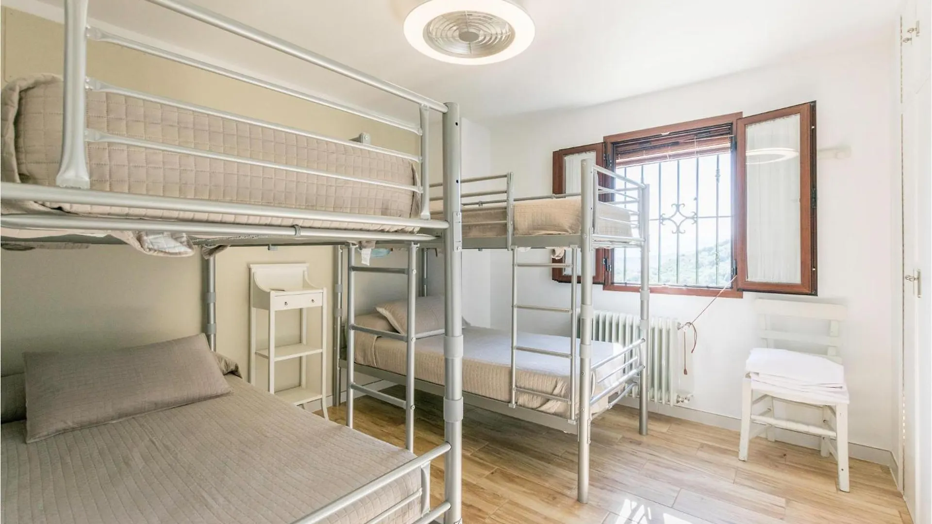 Holiday home Nice Home In Carcabuey With House A Mountain View